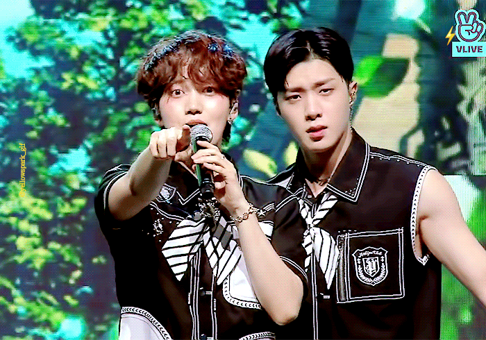 [잡담] 온앤오프 쇼케 너무 예뻐서 움짤 완전 많이 저장함.. | 인스티즈