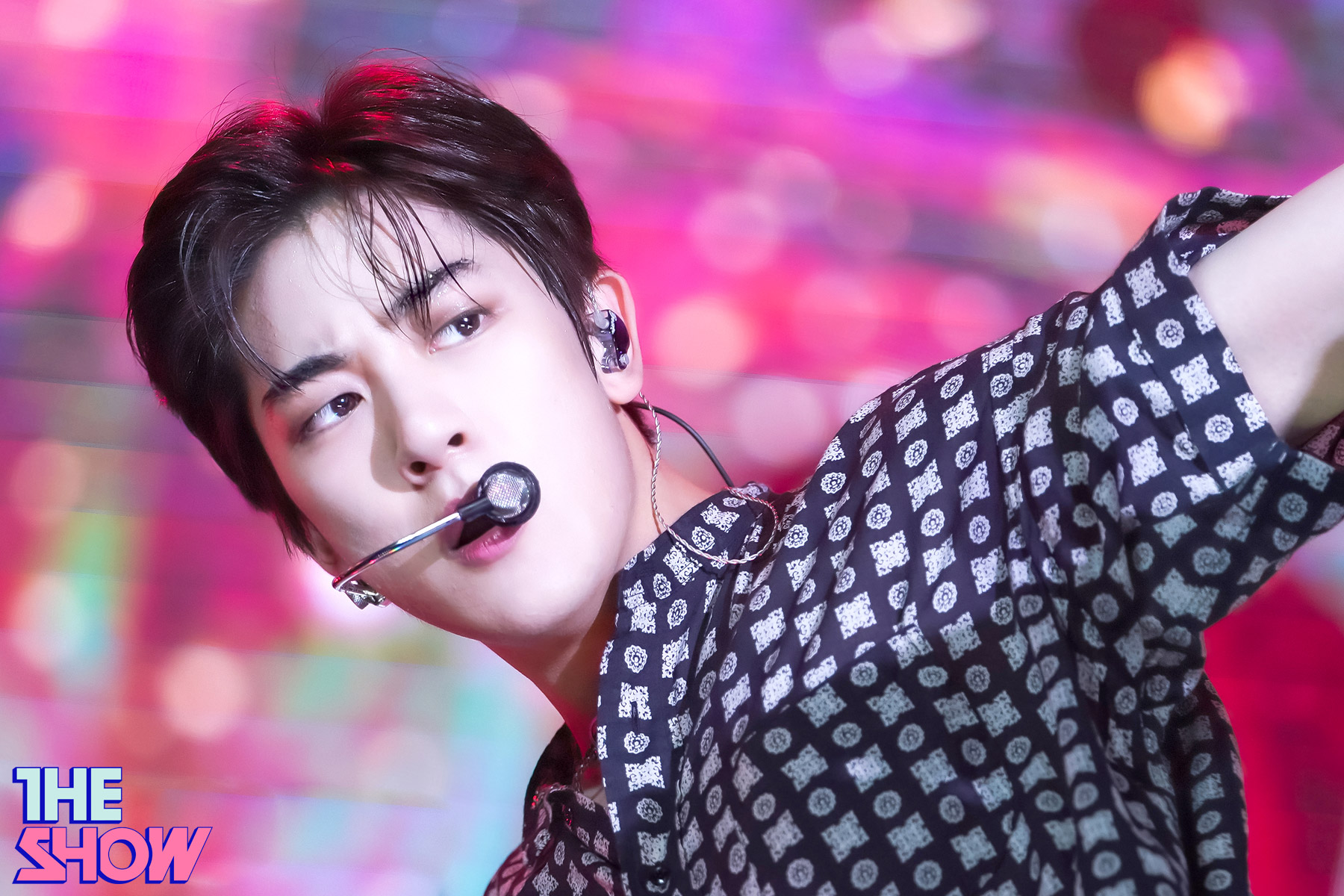 [잡담] 더쇼 비하인드 보는데 봉재현이랑 김지범 | 인스티즈