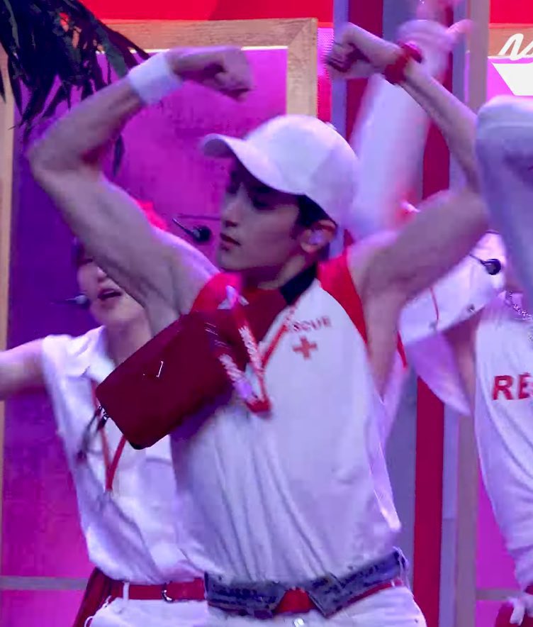 [잡담] 물로뛰어들고싶다 | 인스티즈