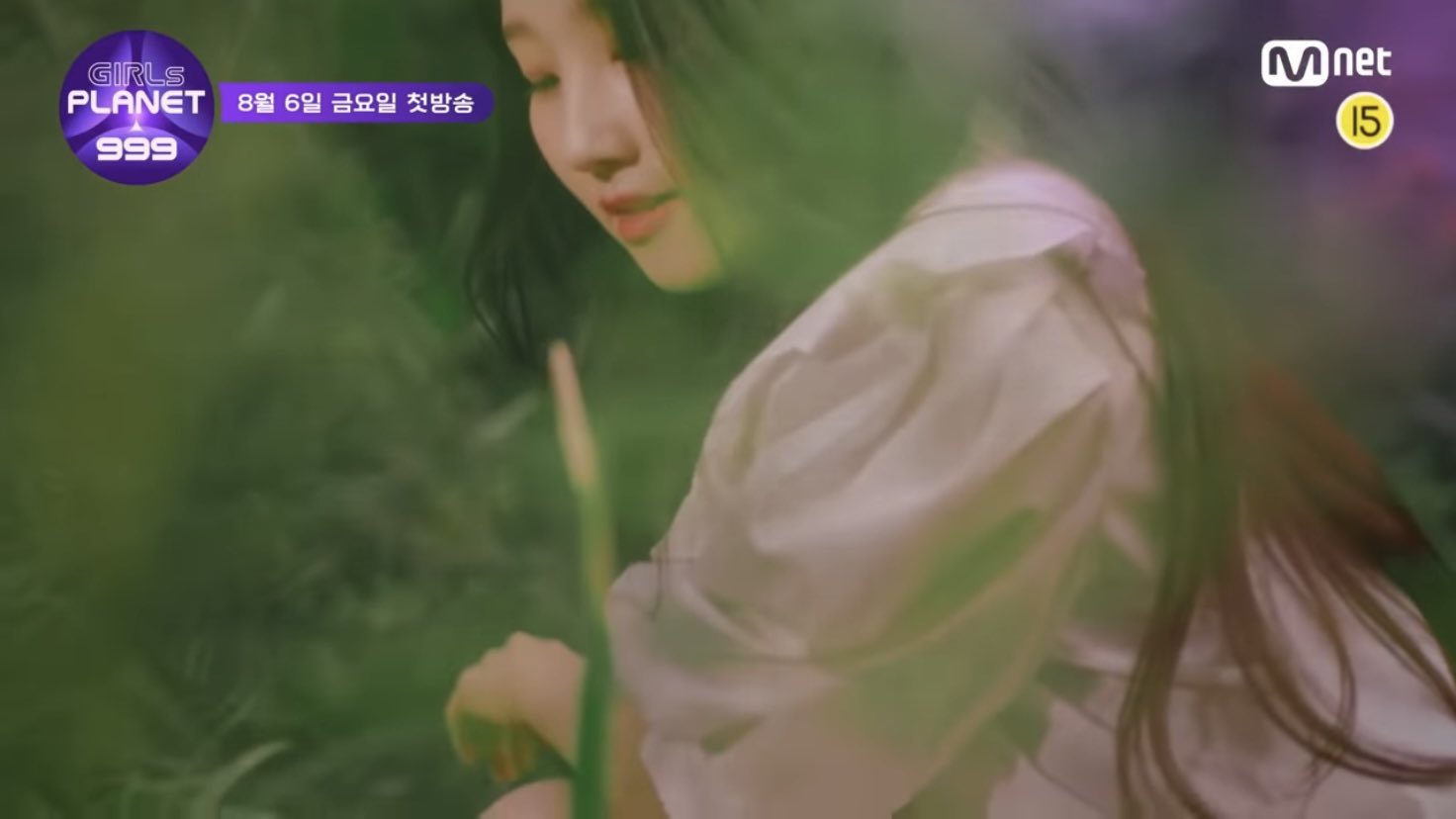 [잡담] 샤나 이사진 너무 예쁜데 로고가 거슬려서 지워버ㅏㅆ어 | 인스티즈