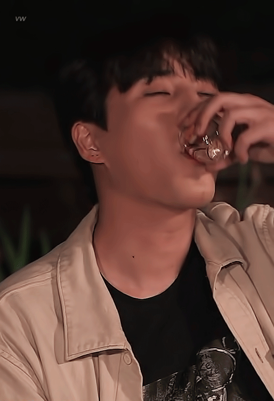 [잡담] 소주 마시는 영현이 | 인스티즈