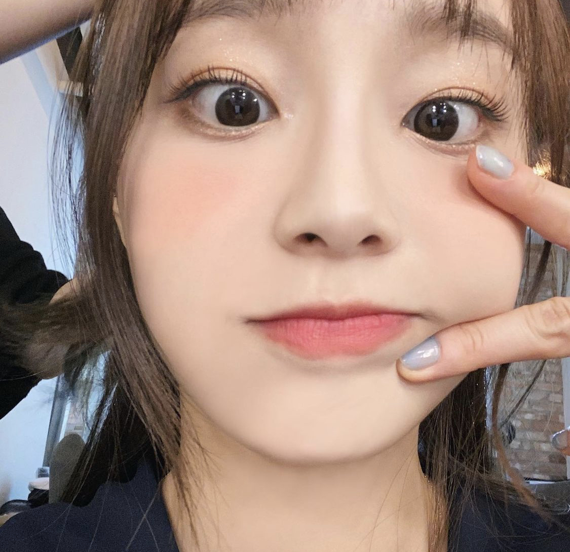 [잡담] 이 사진 누구야?? | 인스티즈