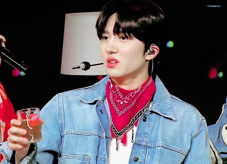 [잡담] 강찬희 이거 완전 목욕 2번해서 화난 강쥐같아 | 인스티즈