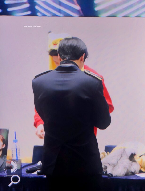 [잡담] 데식 영케이 솔로 데뷔 기념 팬싸에서 나온 개레전드 짤 보고 갈 사람 | 인스티즈