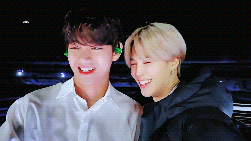 [잡담] 방탄 뷔 할머니랑 영통하는데 지민이 옆에서 인사해 | 인스티즈