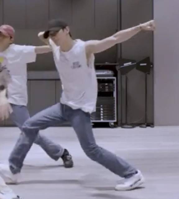 [잡담] 주연 연습영상에서 피지컬개쩐다 | 인스티즈