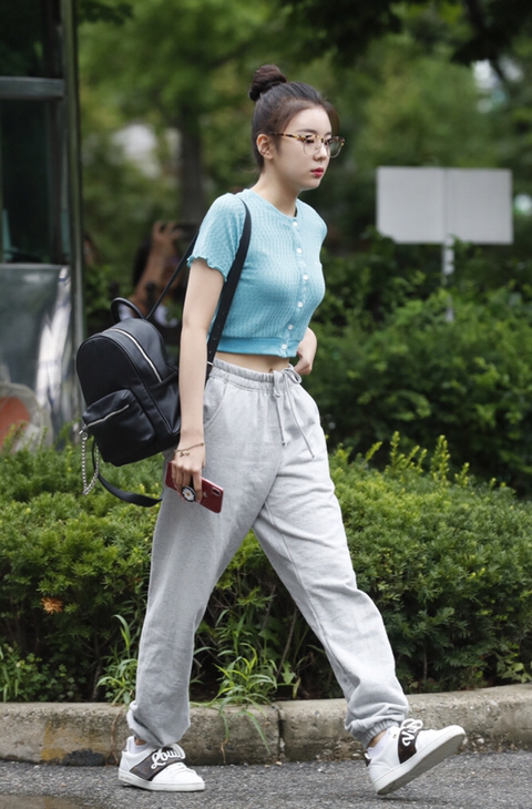 [잡담] 여돌 트레이닝복 입은 사진 공유해줄 사람 .. | 인스티즈