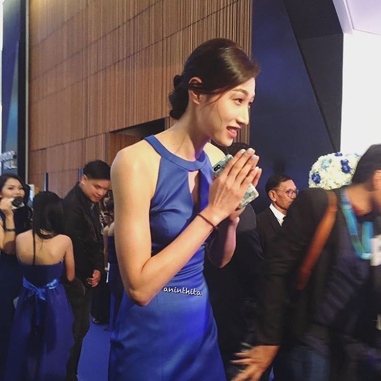 [잡담] 연경언니 드레스 입은거 처음 보는데 너무 아름다워....언니... | 인스티즈