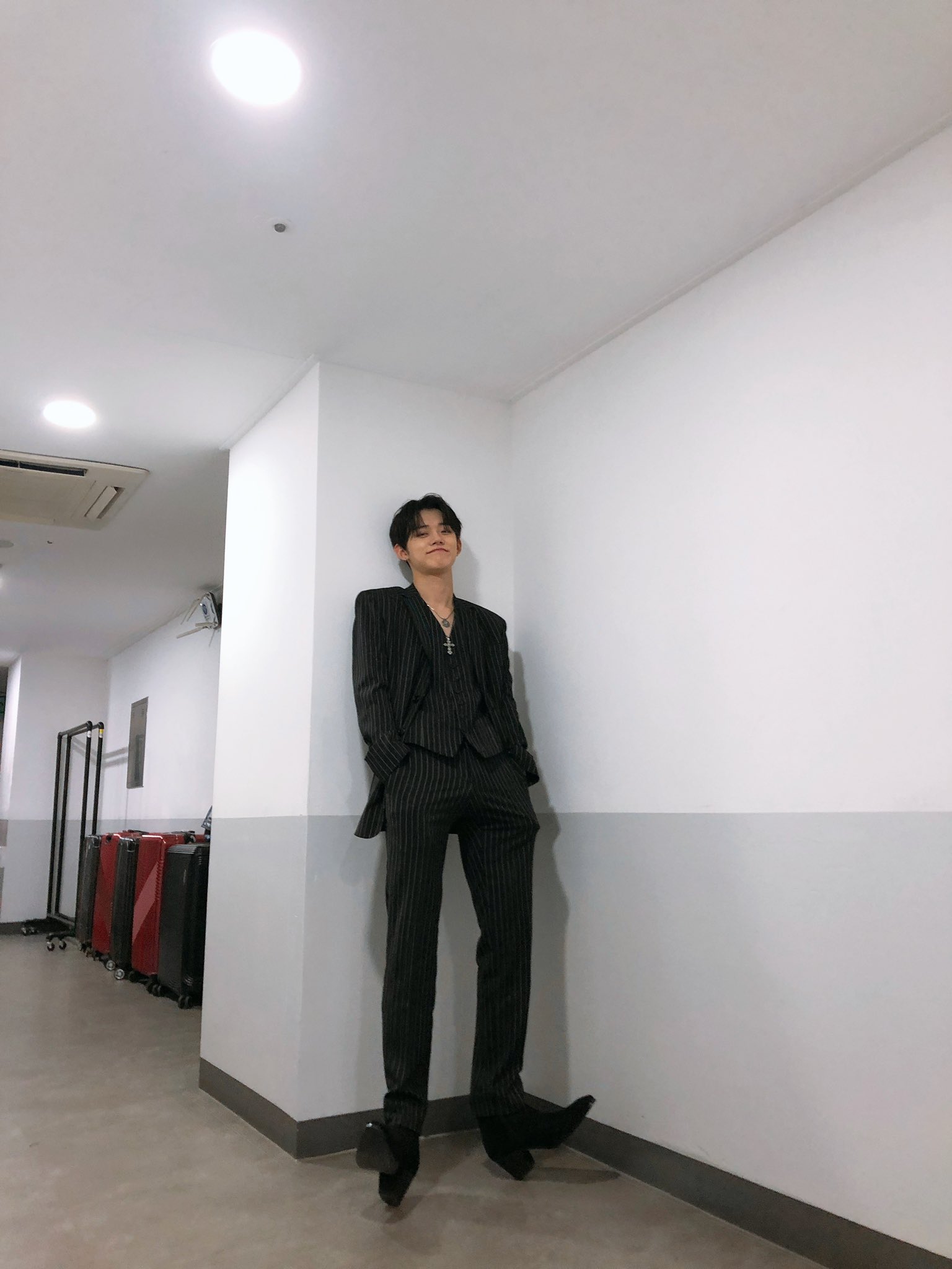 [잡담] 아니 투바투 연준이 사진 뜬 거 좀 봐 줘 | 인스티즈