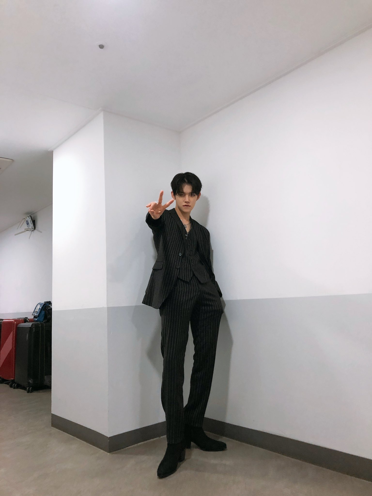 [잡담] 아니 투바투 연준이 사진 뜬 거 좀 봐 줘 | 인스티즈