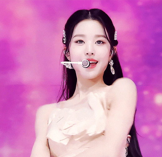 [잡담] 나 요즘 원영이한테 빠졌는데 이날 언젠지 아는 익? | 인스티즈