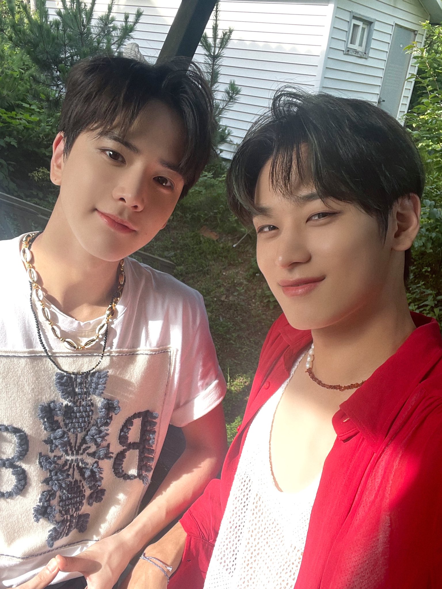 [잡담] 주연 영훈 이 셀카 진짜 강아지+고양이 | 인스티즈