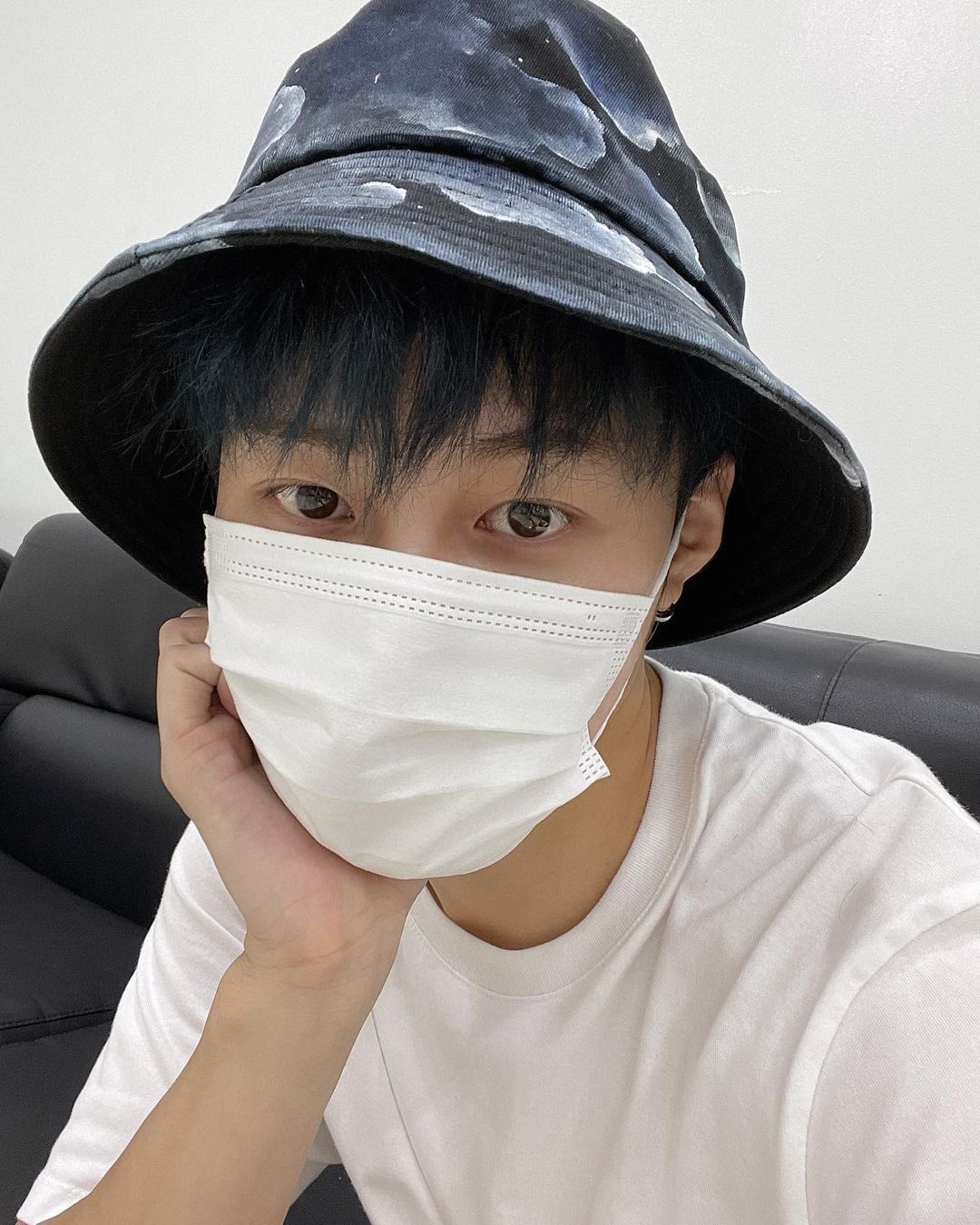 [잡담] 아 하성운 이 사진 개좋다 | 인스티즈