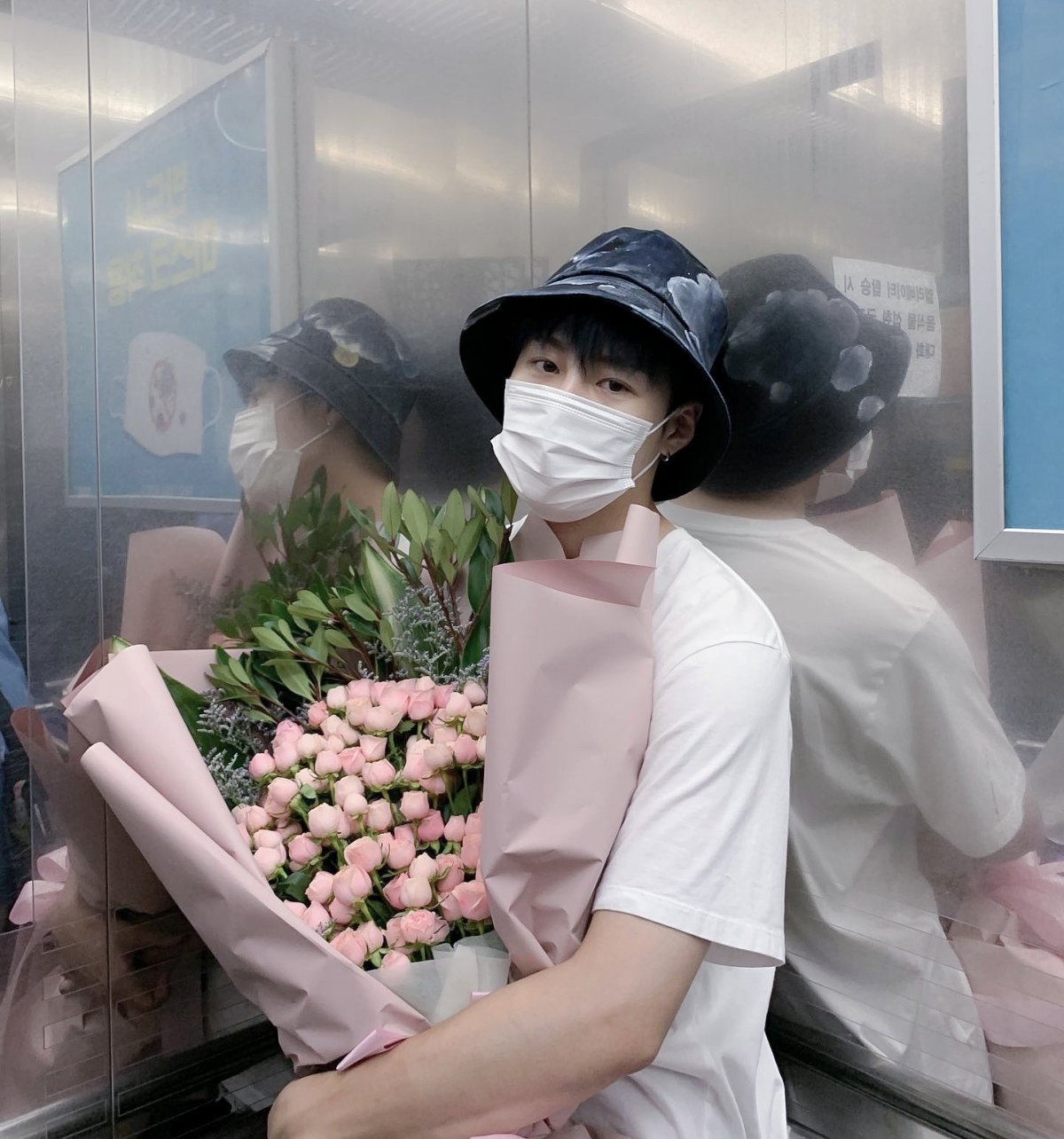 [잡담] 아 하성운 이 사진 개좋다 | 인스티즈