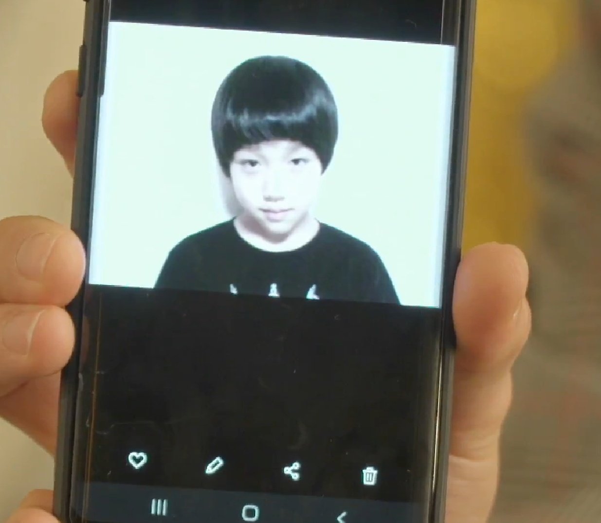 [잡담] 진짜 어릴때 말 안듣게 생겼다 | 인스티즈