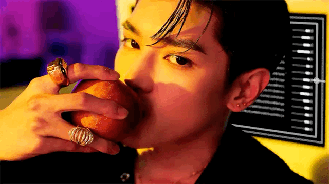 [잡담] 작년 낮-밤 공대생 해커 컨셉 127 얼굴 자랑 하고 갈게요 | 인스티즈