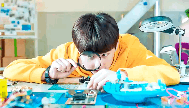 [잡담] 작년 낮-밤 공대생 해커 컨셉 127 얼굴 자랑 하고 갈게요 | 인스티즈