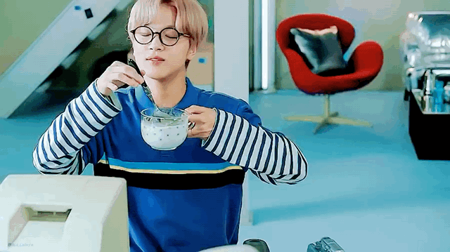 [잡담] 작년 낮-밤 공대생 해커 컨셉 127 얼굴 자랑 하고 갈게요 | 인스티즈