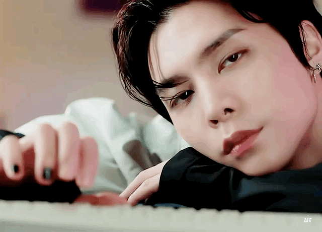 [잡담] 작년 낮-밤 공대생 해커 컨셉 127 얼굴 자랑 하고 갈게요 | 인스티즈