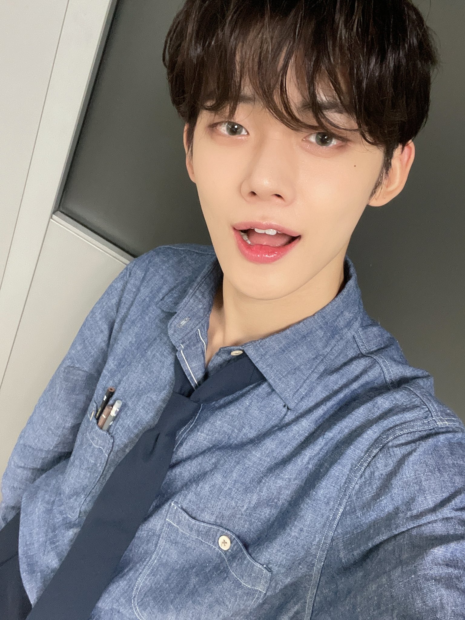 [잡담] 투바투 연준이 이 셀카들 진짜 뭐야... | 인스티즈