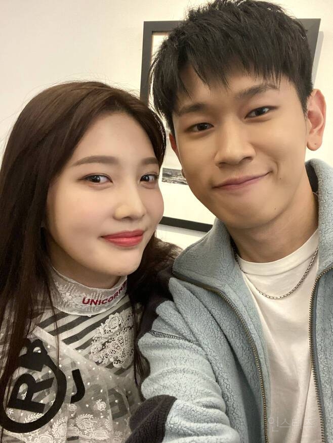 [잡담] 이렇게 보니까 은근 잘어울린다 | 인스티즈