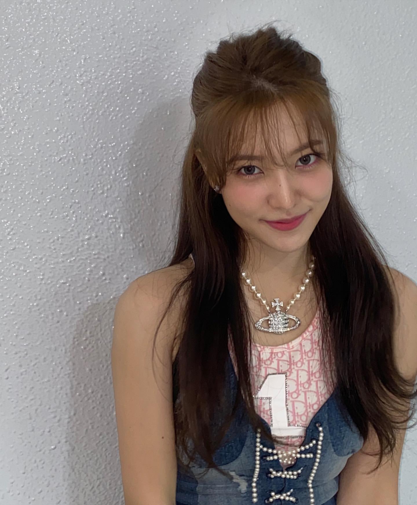 [잡담] 나 예리만큼 비비안웨스트우드 목걸이 잘어울리는 사람 못봣다.. | 인스티즈