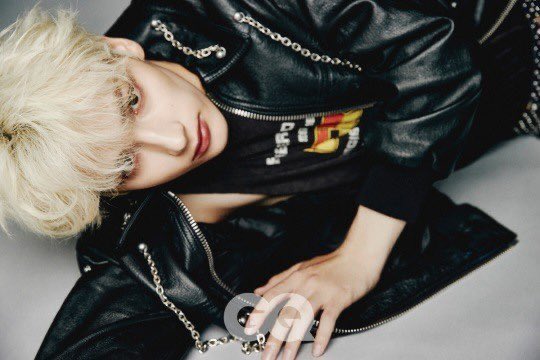 [잡담] 데뷔전 모델제의 받았던 남돌의 화보 | 인스티즈