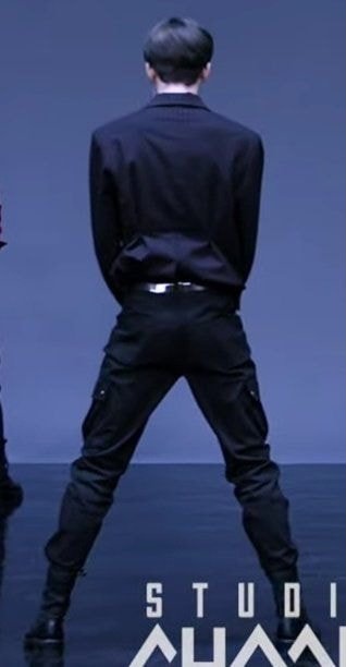 [잡담] 새삼 피지컬 잘났다 | 인스티즈