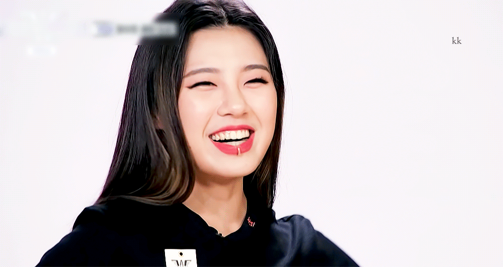 [잡담] 노제 리정 로잘린 ㄹㅇ 킹받아 | 인스티즈