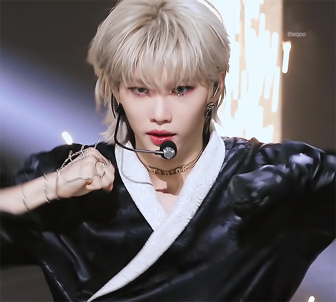 [잡담] 저 용복이 은발 진짜 사랑해요 은발 최고예요 | 인스티즈