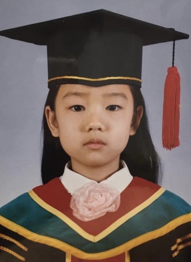 [잡담] 추추 추민하쌤 펜션에 있던 애기때 사진 지금이랑 완전 똑같지않아? ㅋㅋ - 인스티즈(instiz) 연예 카테고리
