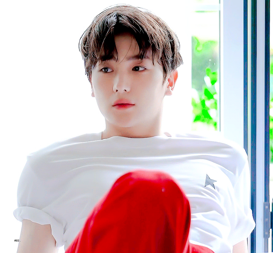 [잡담] 아니 내가 더비긴 한데,,더보이즈 다 다르게 잘생김,,, | 인스티즈