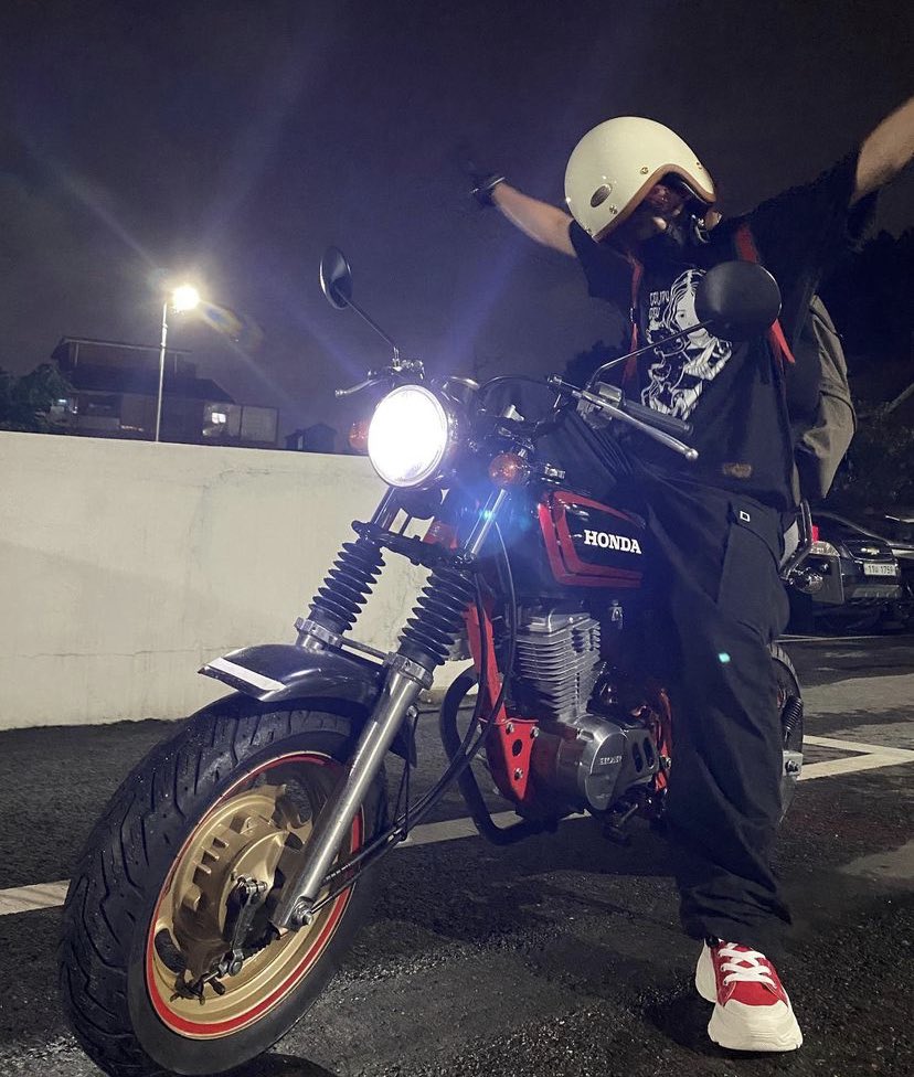 [잡담] 아이키 바이크 타? 사진 개설렌다.. | 인스티즈