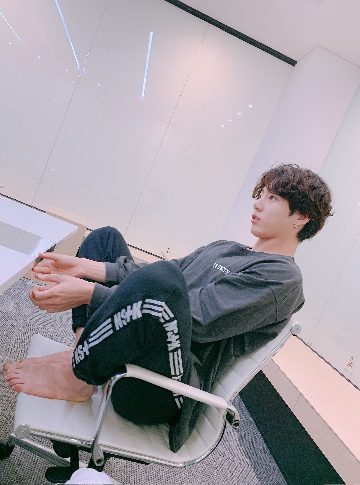 [잡담] 동그라미를 너무 사랑한 남자 | 인스티즈