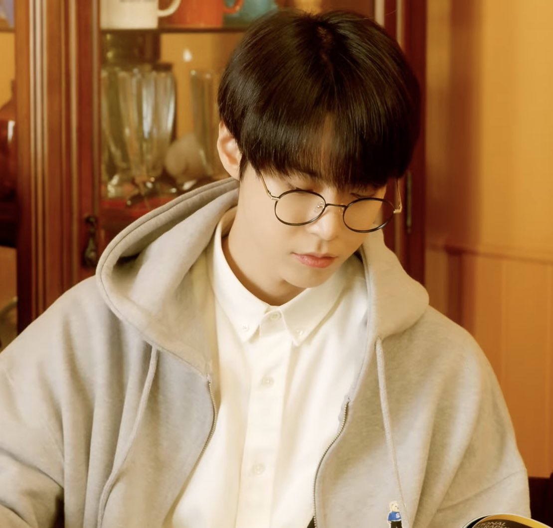 [잡담] 도영 진짜 나 도라버릴거같애...... | 인스티즈