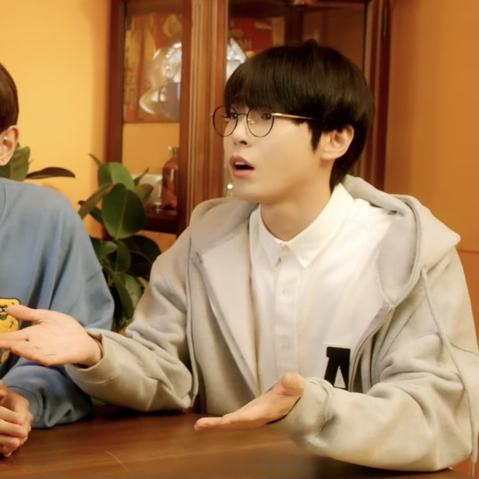 [잡담] 도영 진짜 나 도라버릴거같애...... | 인스티즈