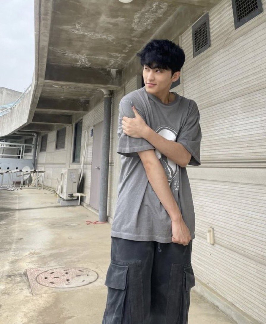 [잡담] 나도 빨리 백신맞고 마크짤 쓰고싶다 | 인스티즈