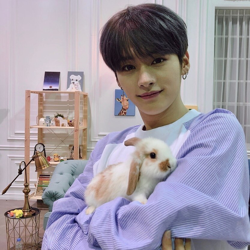 [잡담] 리노 이 사진 너무 귀여워 | 인스티즈