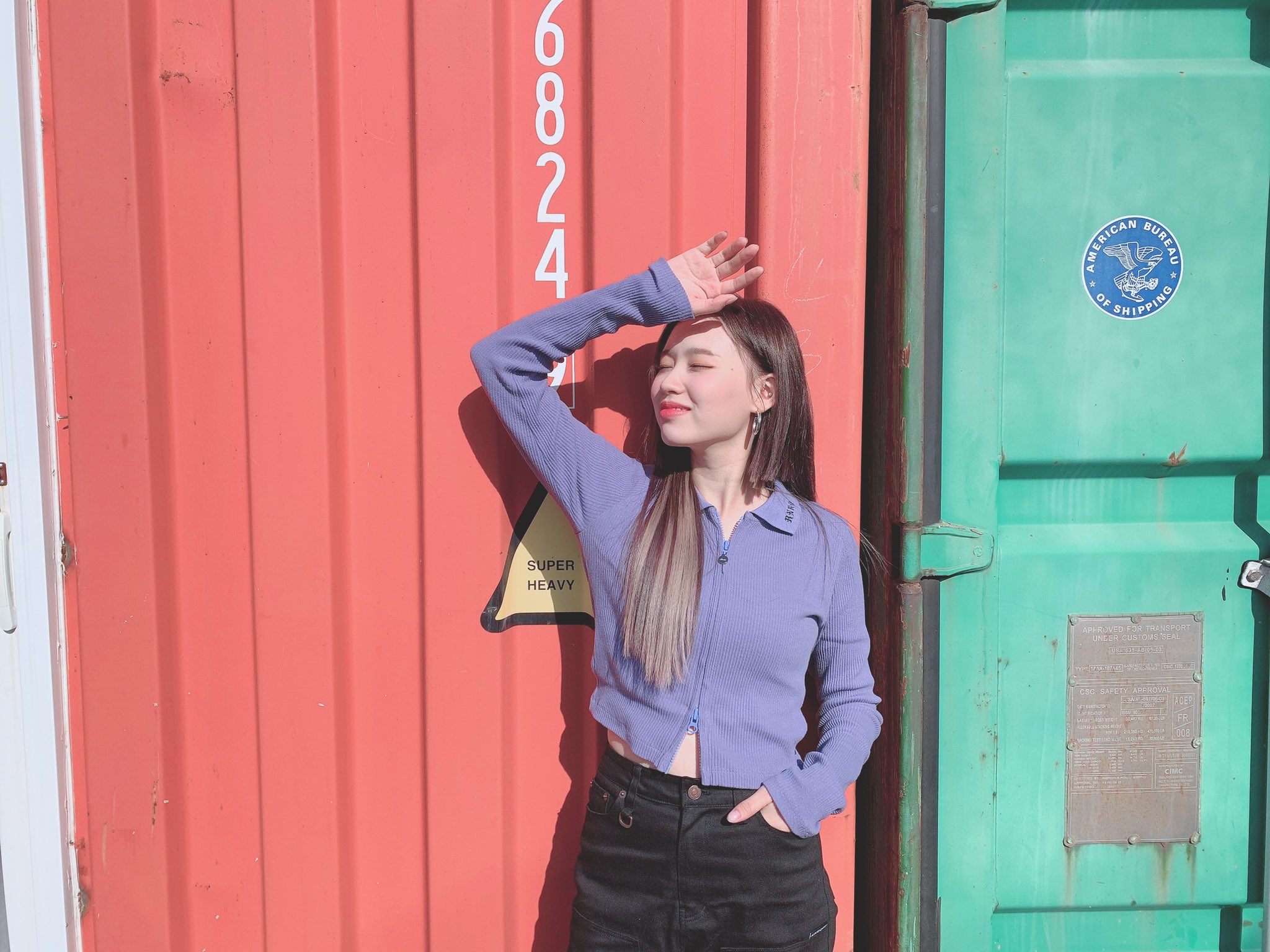 [잡담] 이 옷 정보 아는사람 있을까? | 인스티즈