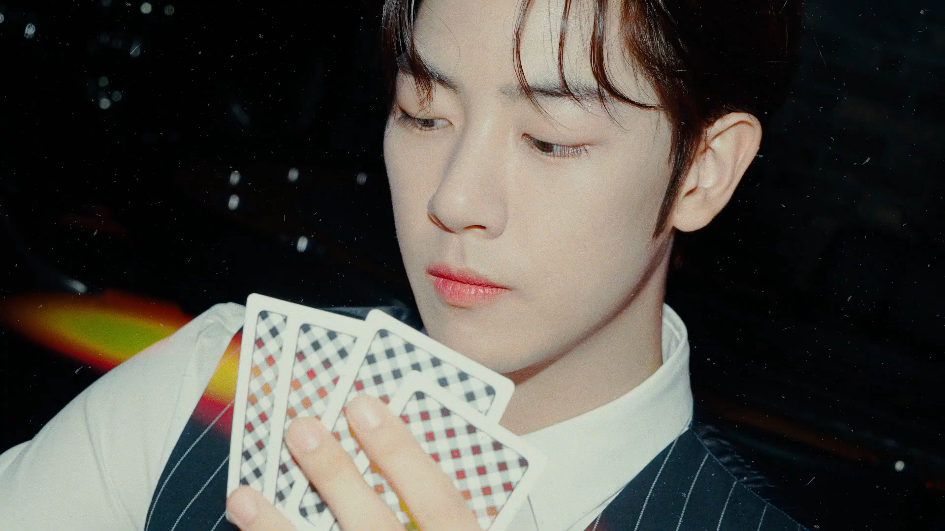 [잡담] 이 둘이서 진지하게 원카드 하고 있는거 생각하면 | 인스티즈