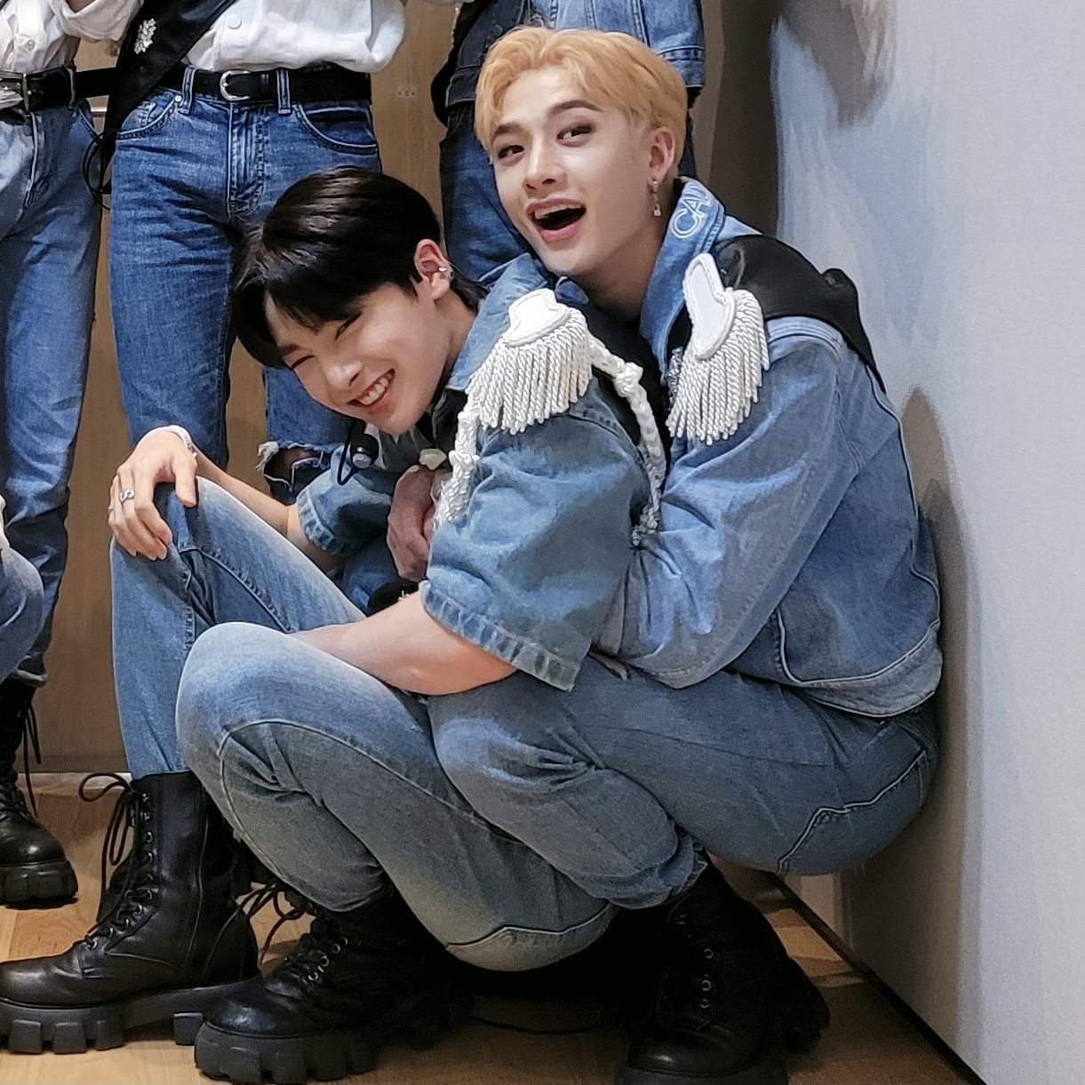 [잡담] 왜이렇게 커진거야 이제 안지도 못하겠네 | 인스티즈