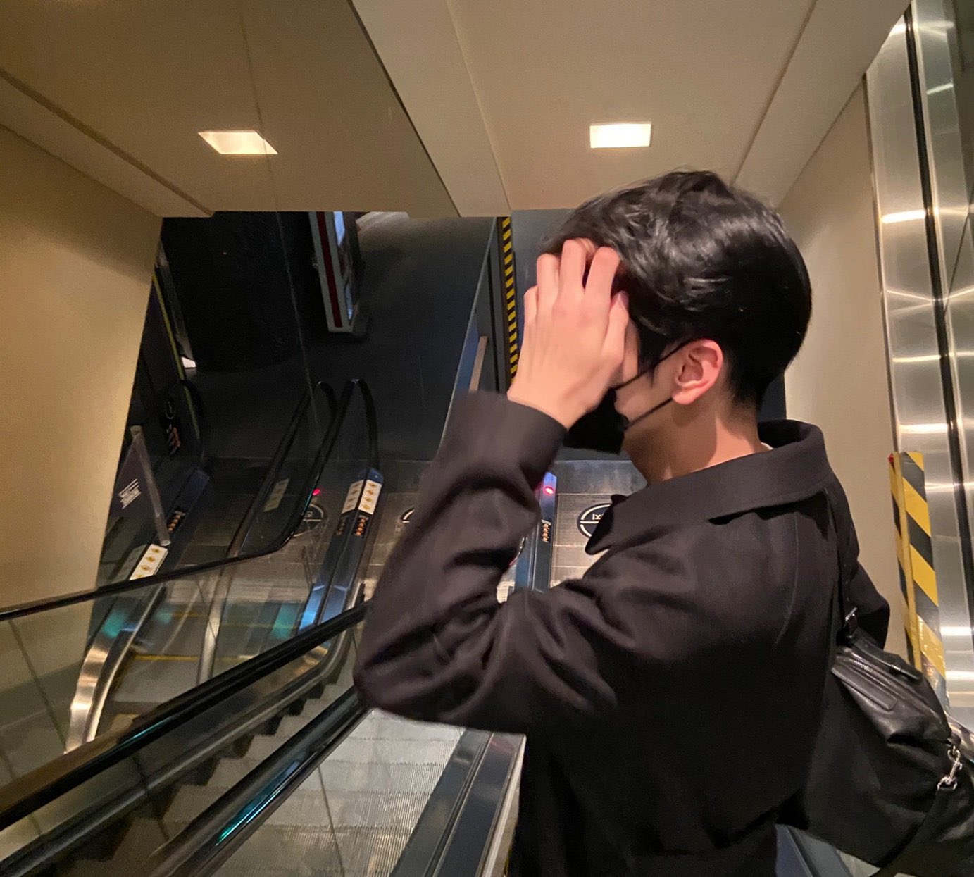 [잡담] 이 아이돌 누군지 아는 사람...,,, | 인스티즈