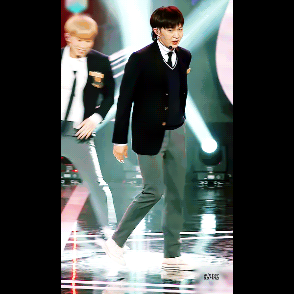 [잡담] 창섭이 다리길이 | 인스티즈