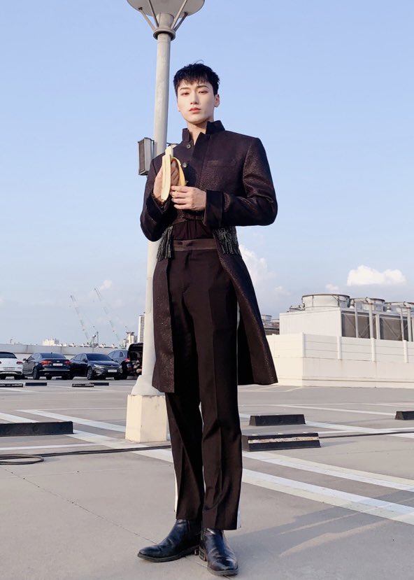 [잡담] 다시 봐도 놀랍다 진짜 2D 캐릭터 같아 | 인스티즈