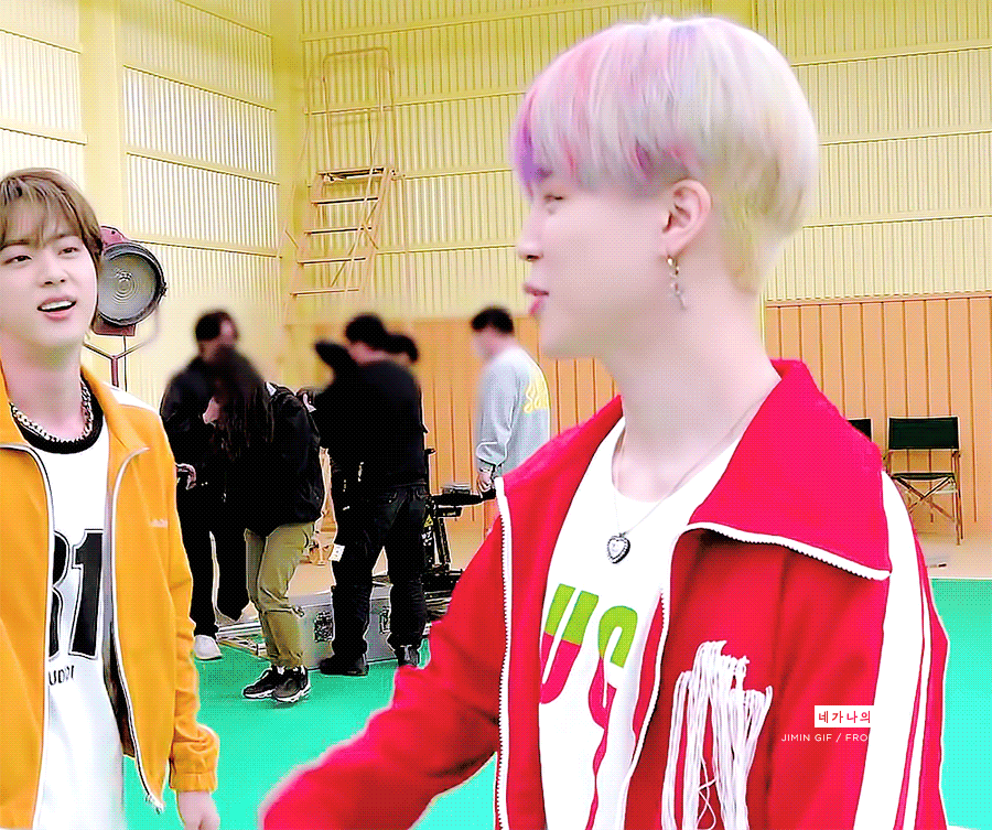 [잡담] 어딘가 되게 좀 하찮은 방탄 지민ㅋㅋㅋㅋㅋㅋㅋㅋㅋ | 인스티즈
