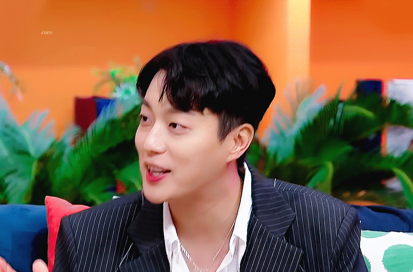 [잡담] 윤두준 귀여운 거 큰방 사람들이 다 알아줬음 좋겠다 | 인스티즈