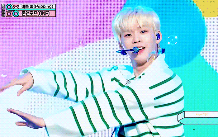 [잡담] 이 사진에서 김효진을 찾아보셔요 | 인스티즈