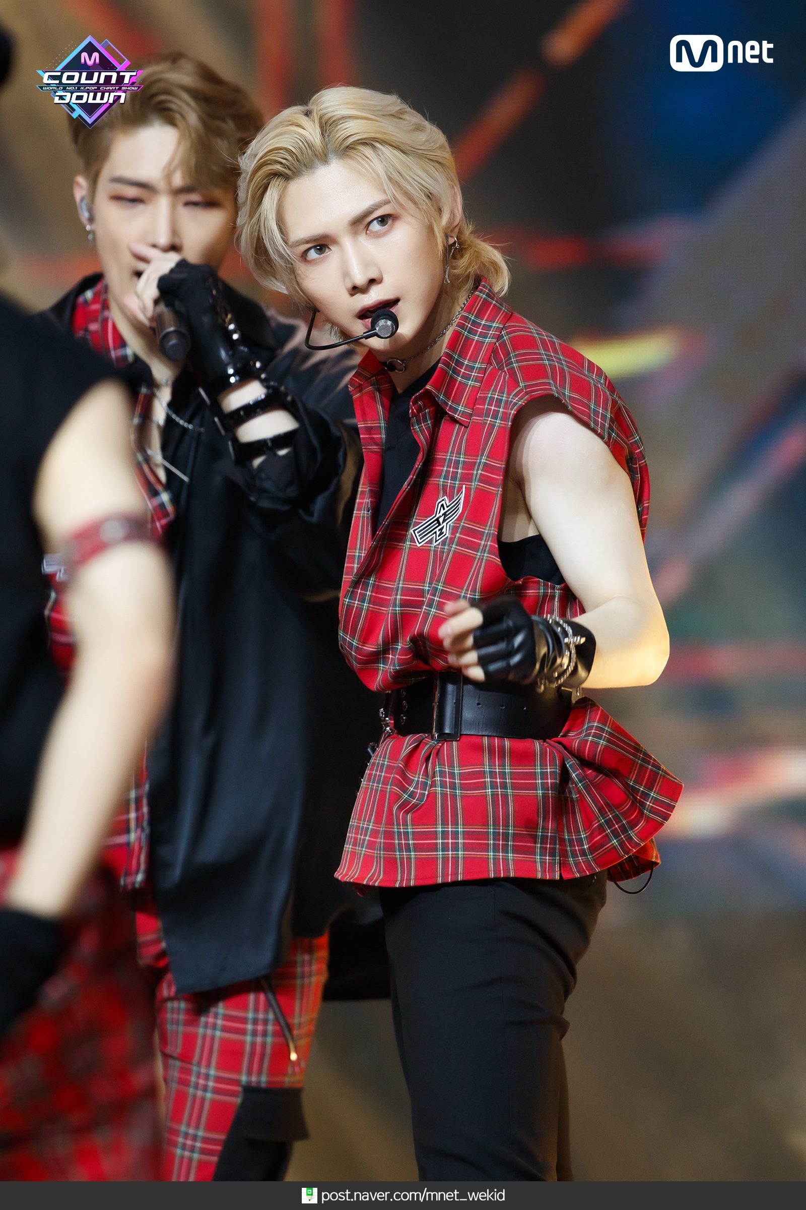 [잡담] 에이티즈 캐캐체 ❤🖤 | 인스티즈