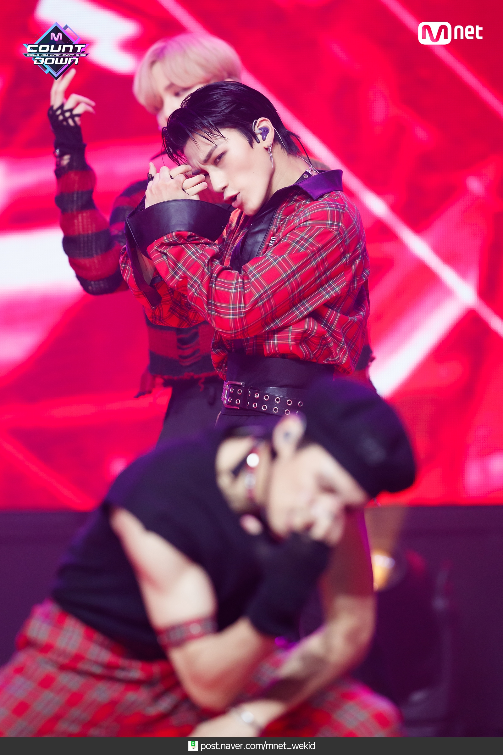 [잡담] 에이티즈 캐캐체 ❤🖤 | 인스티즈