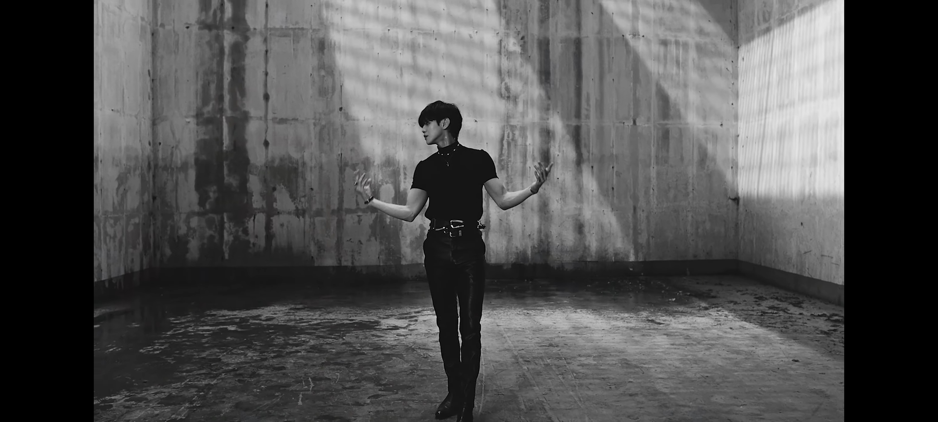 [잡담] 와 이번 뮤비에 양요섭 비율 장난아니게 나오네 | 인스티즈